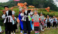 彝族的传统节日与民俗