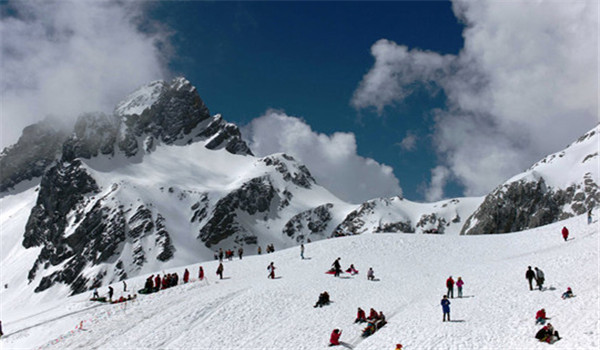 玉龙雪山