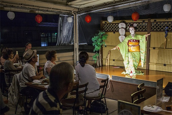 探秘日本传统艺妓生活